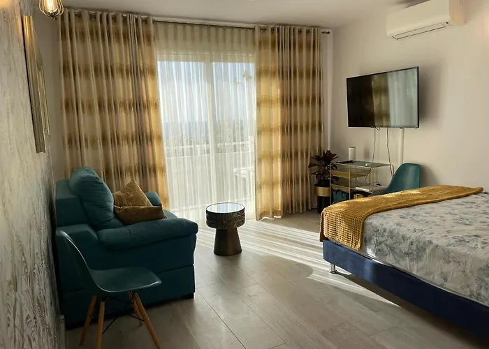Lux Apartman *